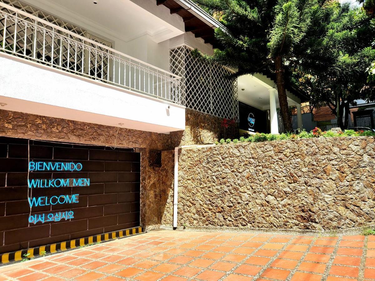 Hotel cápsula Caps El Poblado 3*